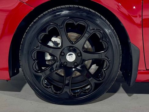 Used 2019 Toyota Camry XSE image 31