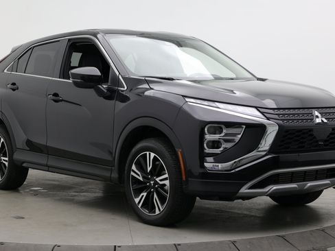 Used 2026 Mitsubishi Eclipse Cross SE AWD/4WD image 3