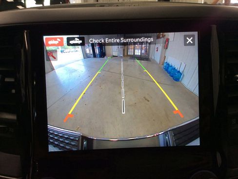 New 2024 RAM 2500 Tradesman w/ Chrome Appearance Group image 32