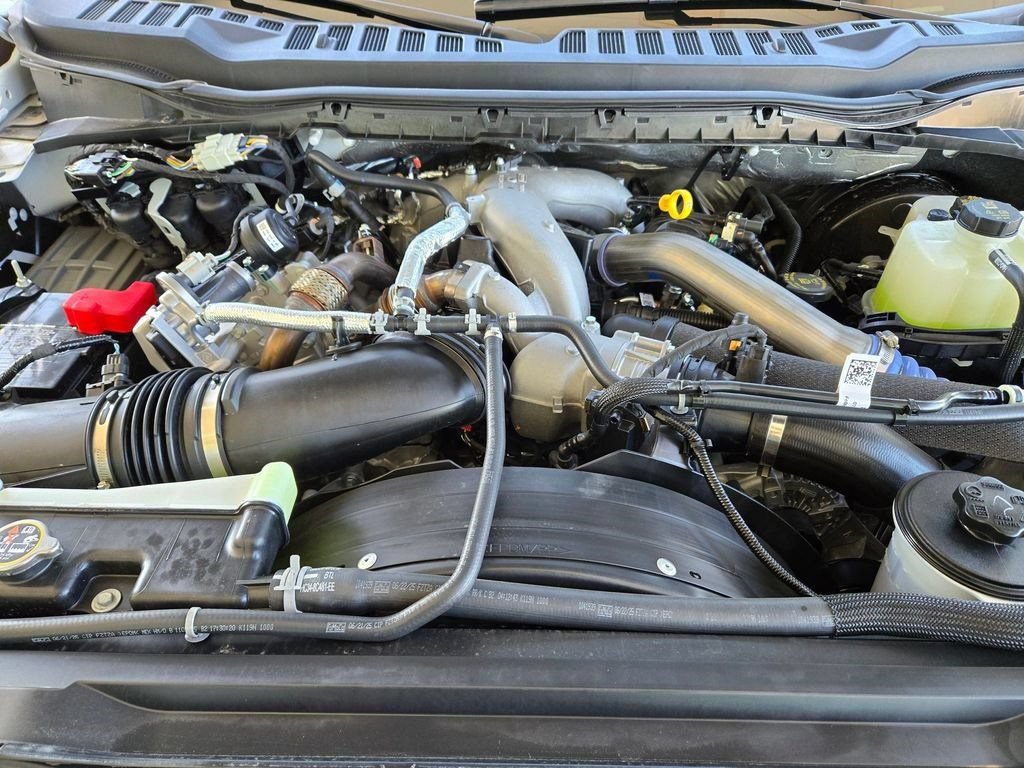 Used 2025 Ford F250 Lariat w/ Chrome Package AWD/4WD image 38