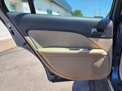 Used 2011 Ford Fusion SE w/ 202A Rapid Spec Order Code FWD image 15