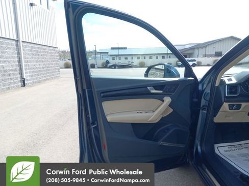 Used 2018 Audi Q5 2.0T w/ Premium Plus Package image 10