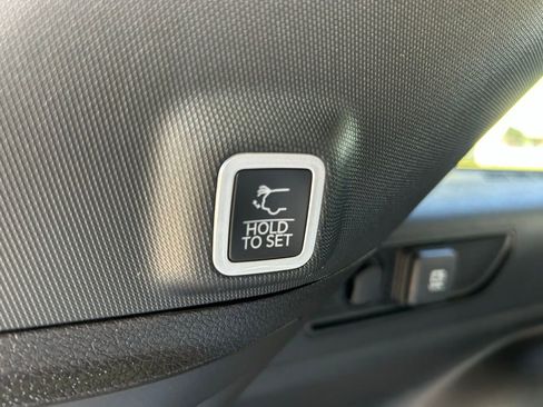 New 2025 Jeep Grand Cherokee Limited w/ Black Appearance Package image 43