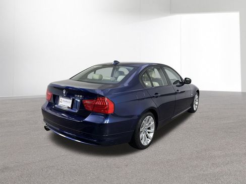 Used 2011 BMW 328i xDrive Sedan AWD/4WD image 28