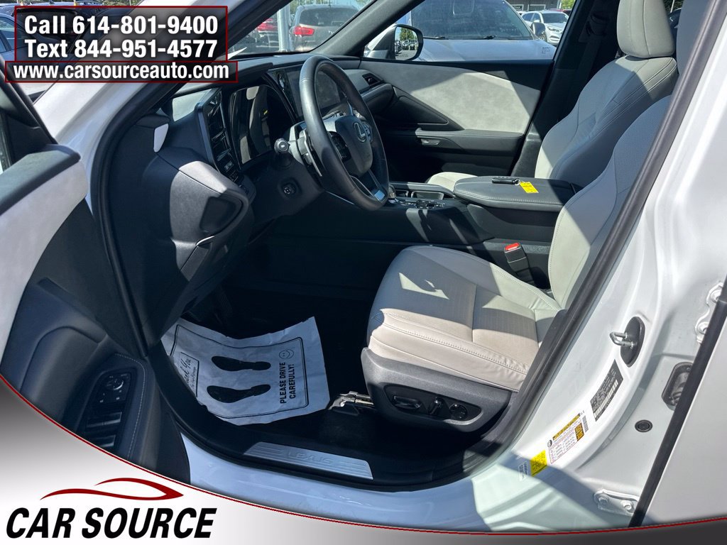 Used 2024 Lexus TX 350 AWD w/ Captains Chair Package image 12