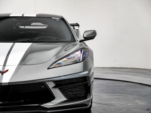 Used 2023 Chevrolet Corvette Stingray Premium Cpe w/ Z51 Performance Package image 33