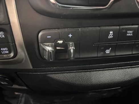 Used 2017 RAM 1500 Big Horn image 24