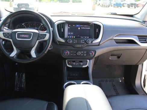 Used 2023 GMC Terrain SLT AWD/4WD image 32