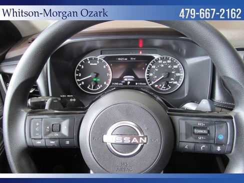 Used 2022 Nissan Rogue SV AWD/4WD image 38