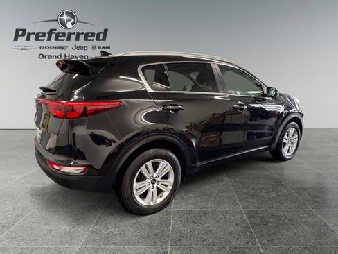 Used 2017 Kia Sportage LX w/ LX Popular Package image 17