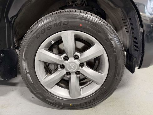 Used 2012 Lexus GX 460 Premium AWD/4WD image 2
