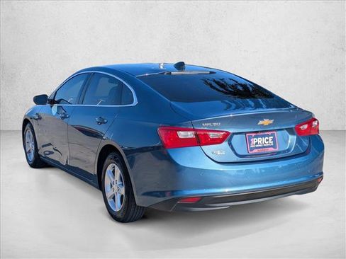 Used 2025 Chevrolet Malibu LS FWD image 7