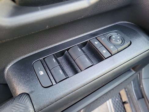 New 2026 Toyota 4Runner SR5 image 18