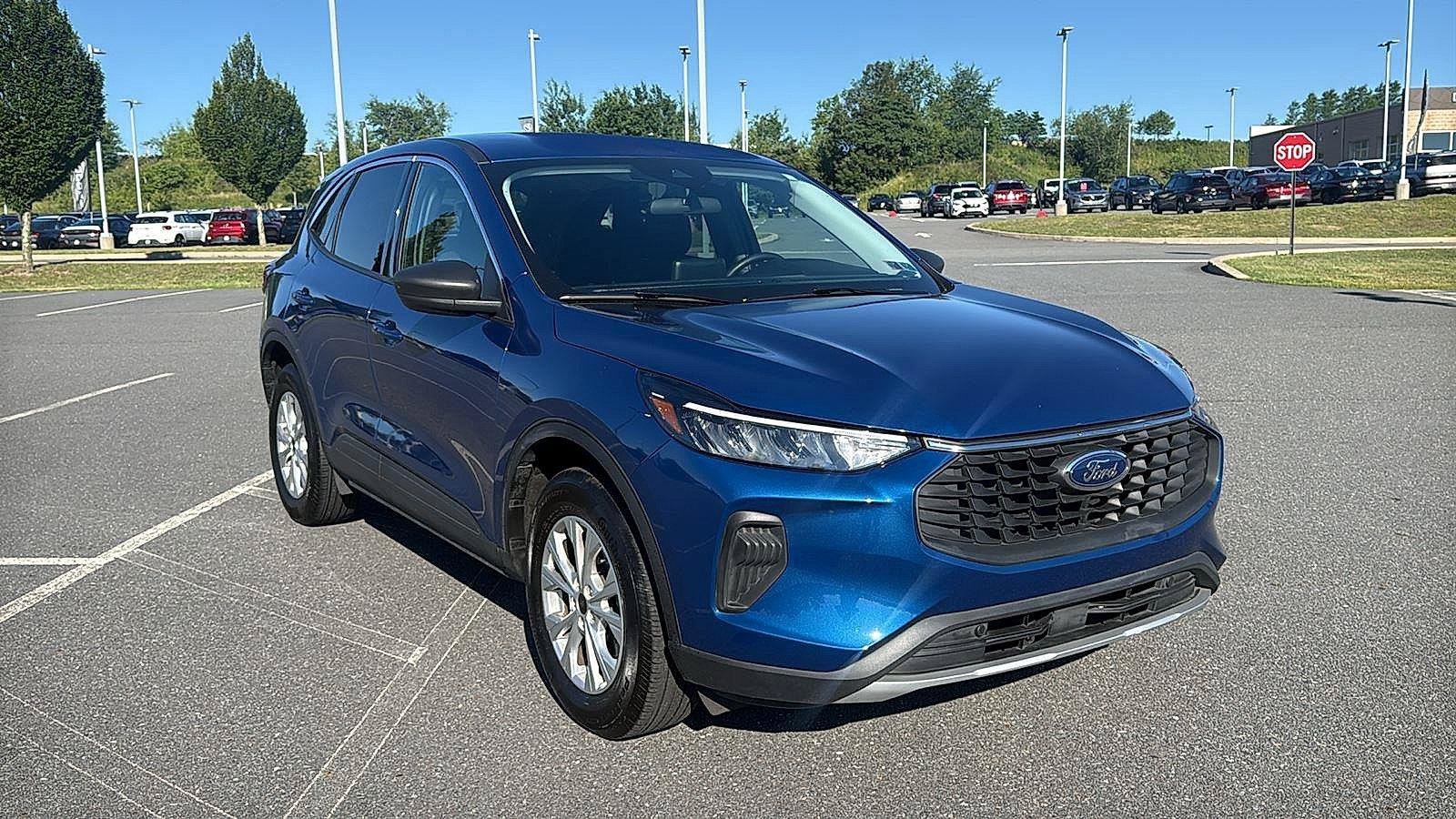 Used 2023 Ford Escape Active AWD/4WD image 1