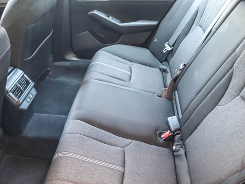 Used 2025 Honda Accord Sport image 21