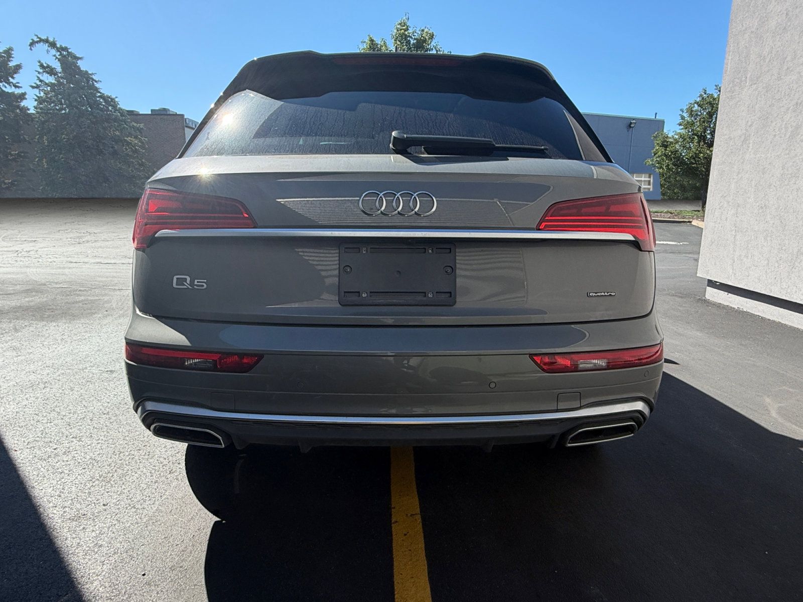 Used 2025 Audi Q5 2.0T Premium Plus w/ Premium Plus Package AWD/4WD image 11