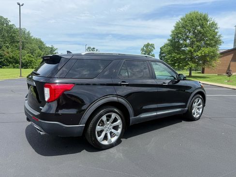 Used 2020 Ford Explorer Platinum w/ Premium Technology Package AWD/4WD image 6