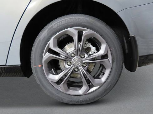 New 2026 Honda Accord EX-L image 9