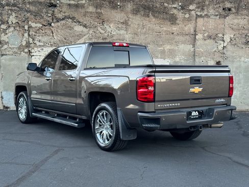 Used 2015 Chevrolet Silverado 1500 High Country w/ High Country Premium Package AWD/4WD image 6