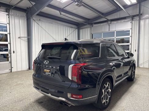 Used 2022 Hyundai Palisade Calligraphy w/ Winter Package image 19