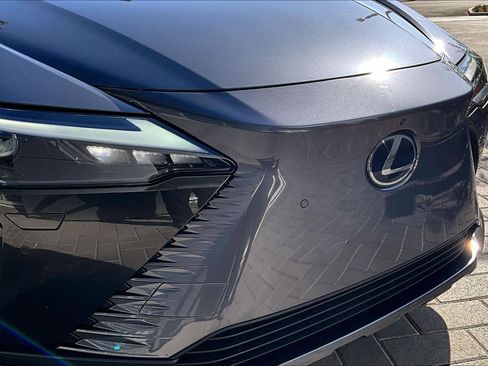 Used 2025 Lexus RZ 300e w/ Cold Area Package FWD image 30