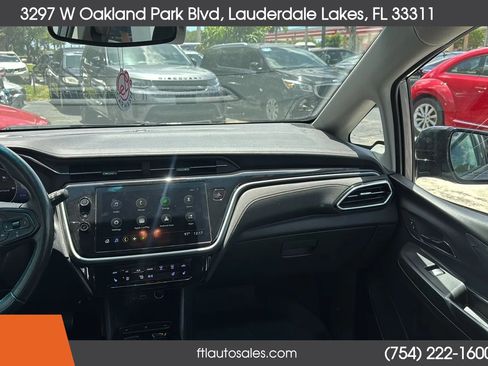 Used 2023 Chevrolet Bolt LT FWD image 58