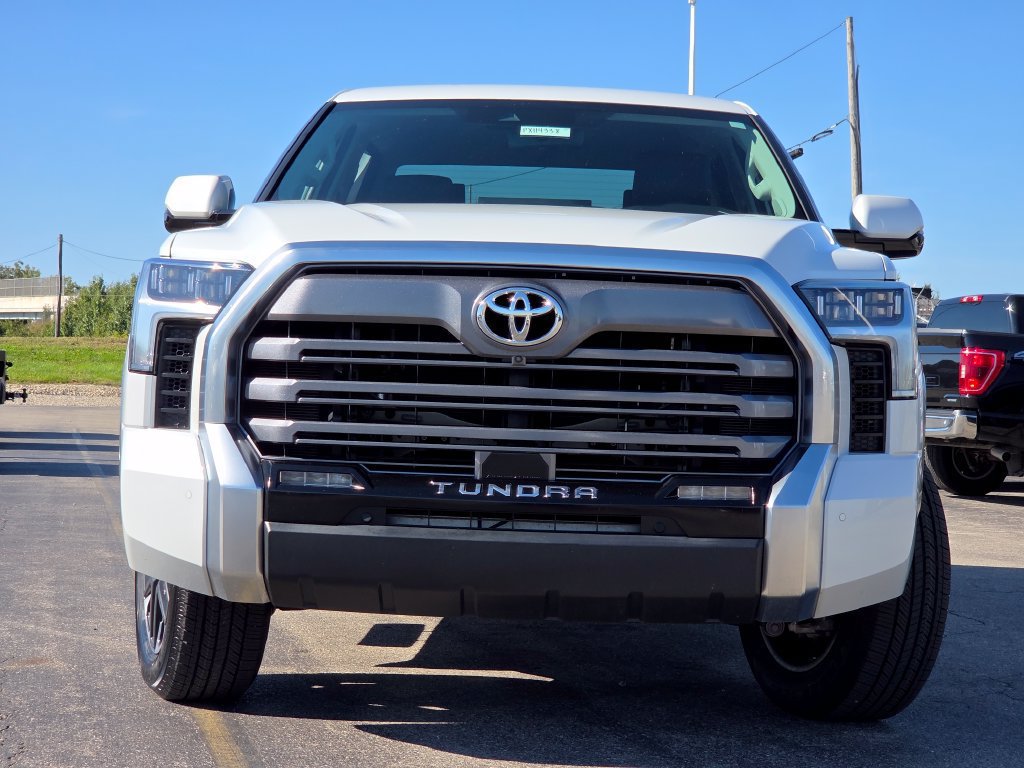 Used 2023 Toyota Tundra Limited AWD/4WD image 3
