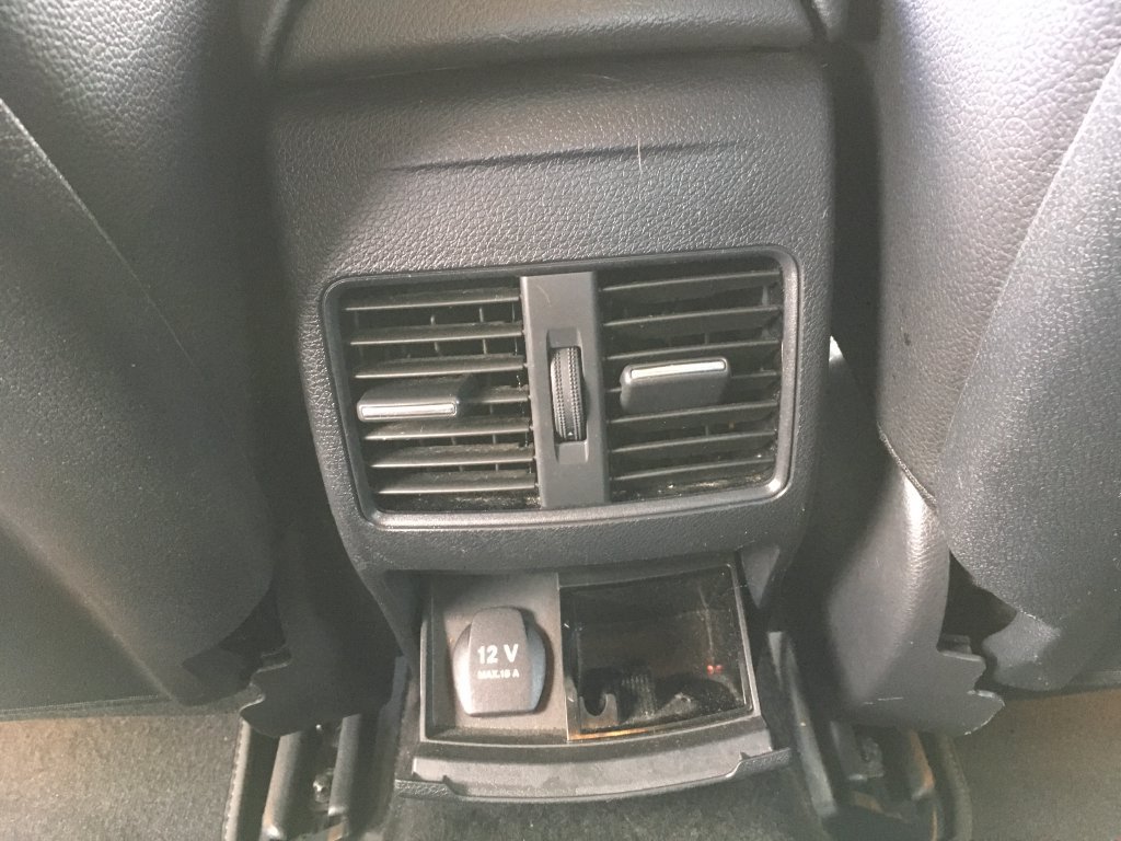 Used 2018 Mercedes-Benz CLA 250 4MATIC image 24