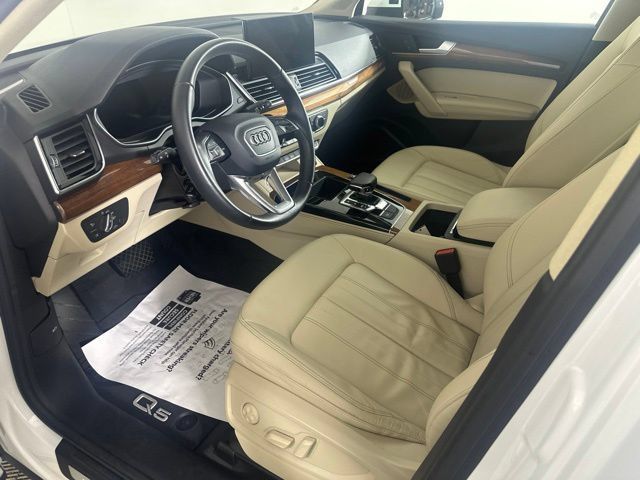 Used 2022 Audi Q5 2.0T Premium Plus AWD/4WD image 16