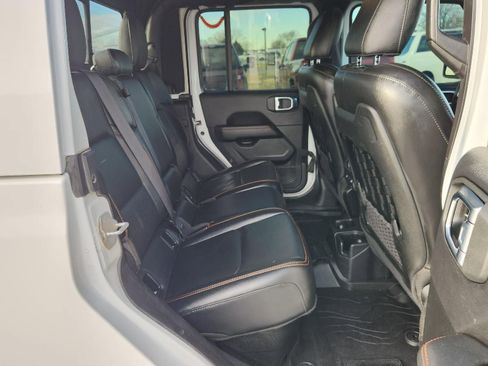 Used 2021 Jeep Gladiator Mojave image 23