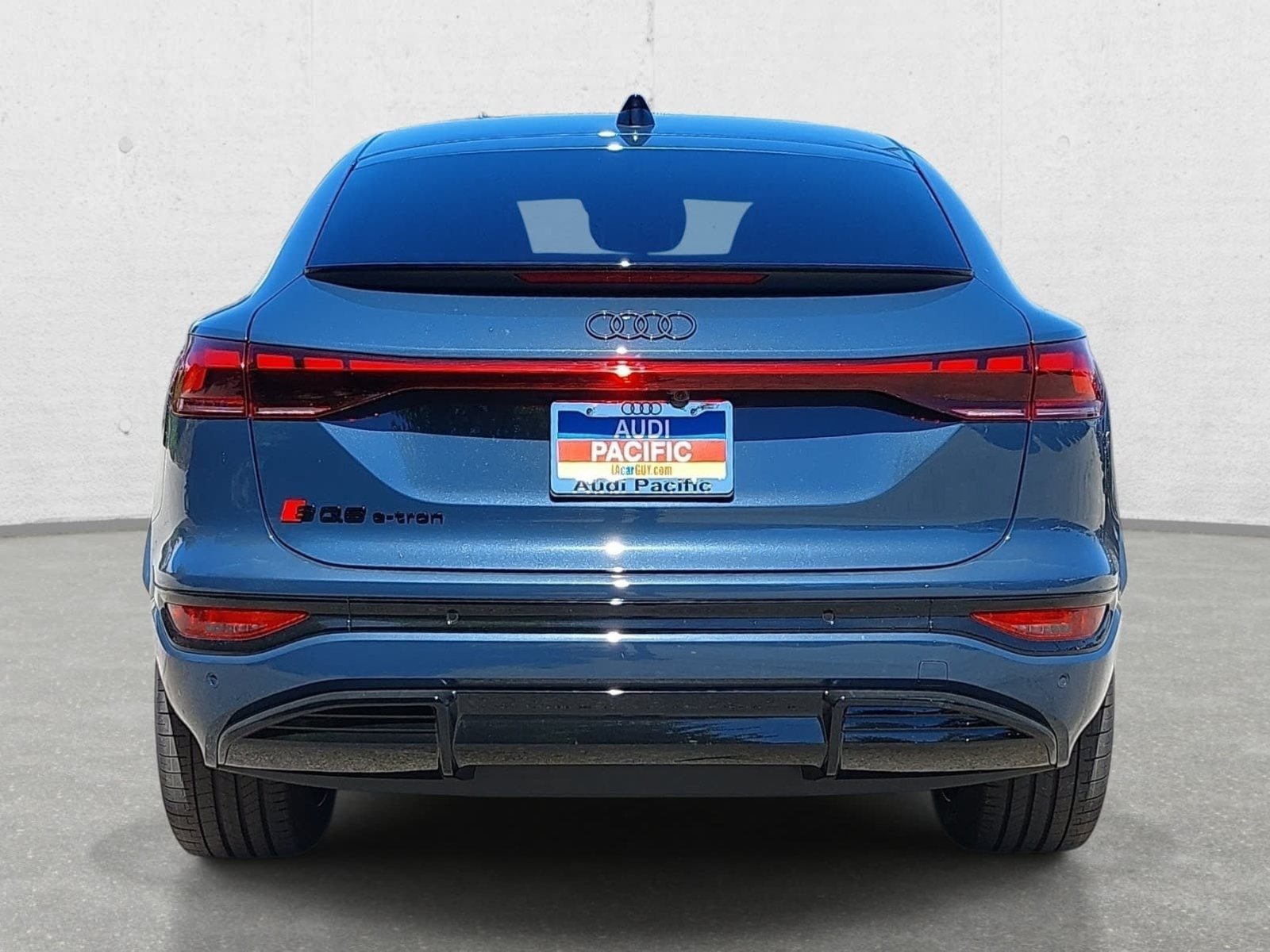 New 2027 Audi SQ6 e-tron Premium Plus AWD/4WD image 6