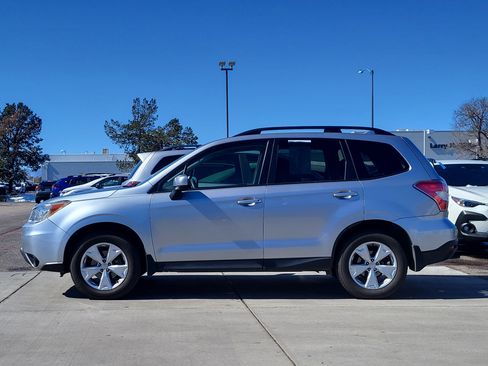 Used 2016 Subaru Forester 2.5i Premium image 4