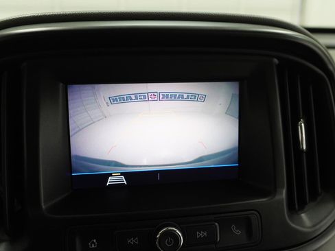 Used 2020 Chevrolet Colorado W/T w/ WT Convenience Package RWD image 18