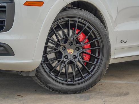 Used 2023 Porsche Cayenne GTS image 13