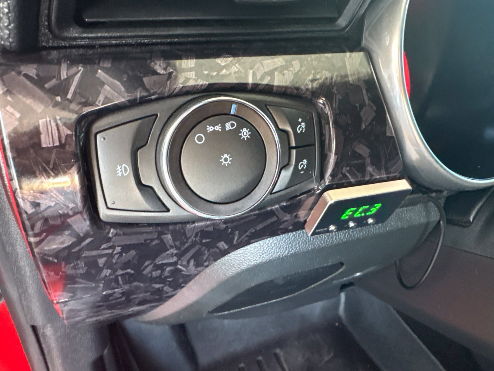 Used 2018 Ford Mustang GT Premium w/ GT Performance Package RWD image 12