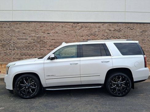 Used 2016 GMC Yukon Denali w/ Open Road Package AWD/4WD image 2