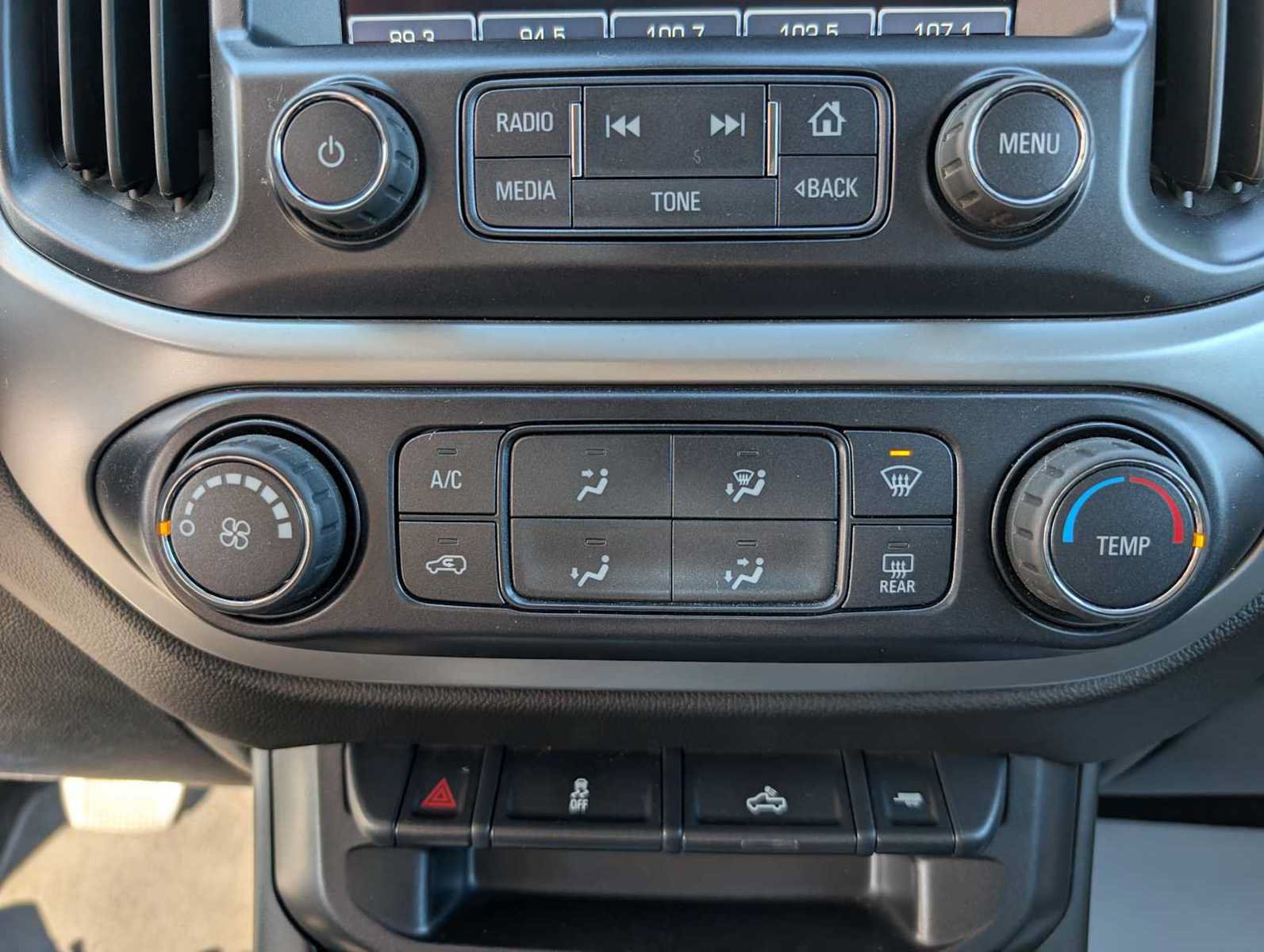 Certified 2017 Chevrolet Colorado LT w/ LT Convenience Package AWD/4WD image 26