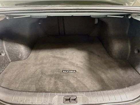Used 2022 Nissan Altima 2.5 SV w/ SV Premium Package FWD image 35