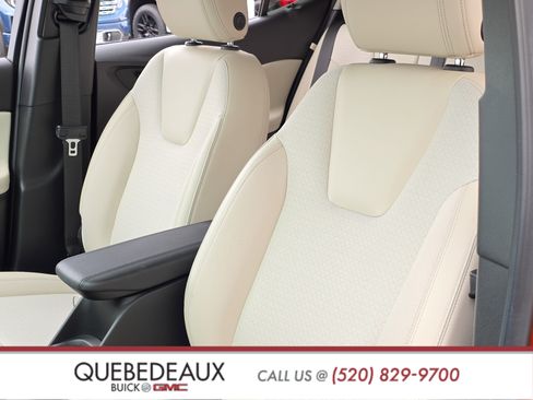 Used 2023 Buick Encore GX Preferred w/ Cold Weather Comfort Package FWD image 12