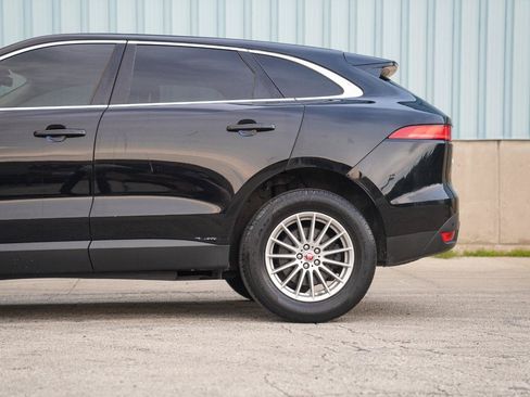 Used 2019 Jaguar F-PACE AWD/4WD image 12