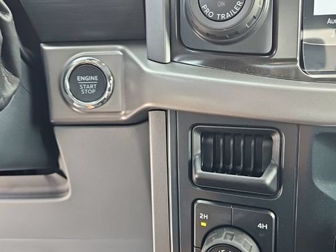 Used 2026 Ford F150 XLT AWD/4WD image 18