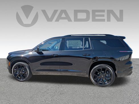 New 2026 Chevrolet Traverse RS w/ LPO, Floor Liner Package AWD/4WD image 31