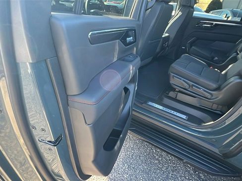 New 2026 Chevrolet Suburban RST w/ Comfort Package image 17