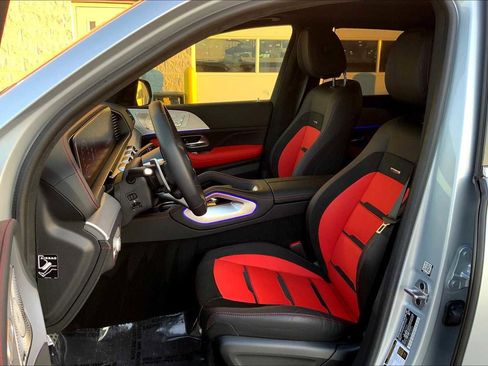 Used 2024 Mercedes-Benz GLE 63 AMG S image 8