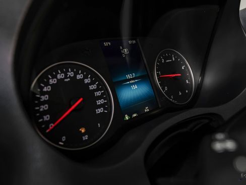 Used 2023 Mercedes-Benz Sprinter 3500 image 35