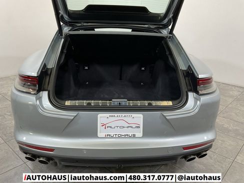 Used 2022 Porsche Panamera 4S w/ Premium Package image 41