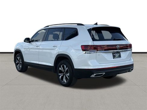 New 2026 Volkswagen Atlas SE image 7