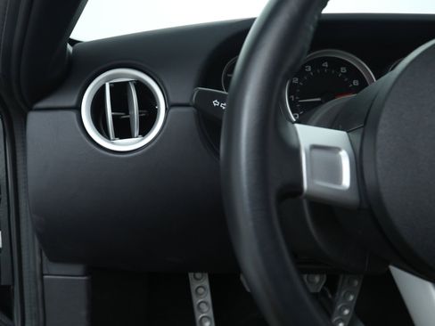 Used 2006 Ford GT image 30