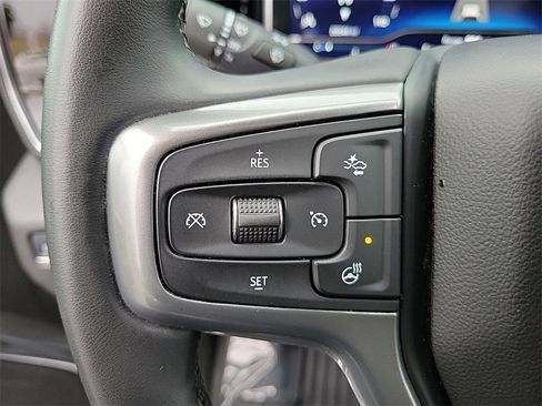 Used 2025 Chevrolet Silverado 2500 LT w/ Convenience Package image 21