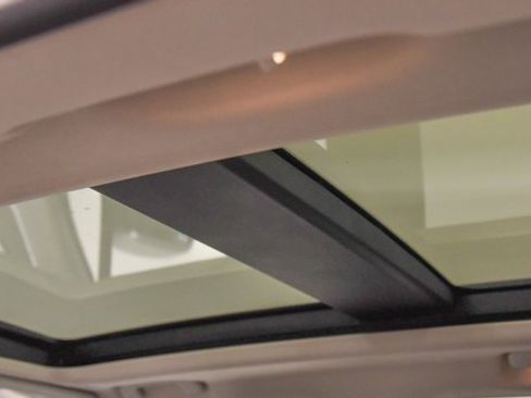 Used 2021 Jeep Renegade Limited w/ Sun & Sound Group image 4